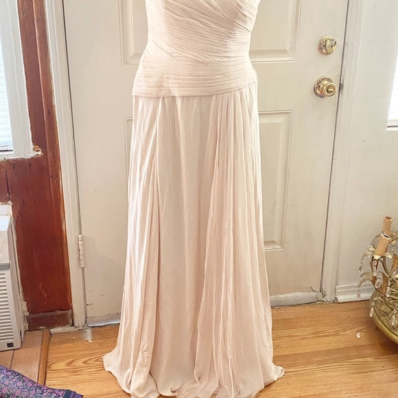 Like new Vera wang cream  wedding dress size 4 - Picture 11 of 11